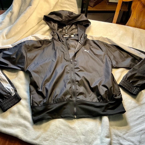 Puma running jacket women’s L - Picture 1 of 4